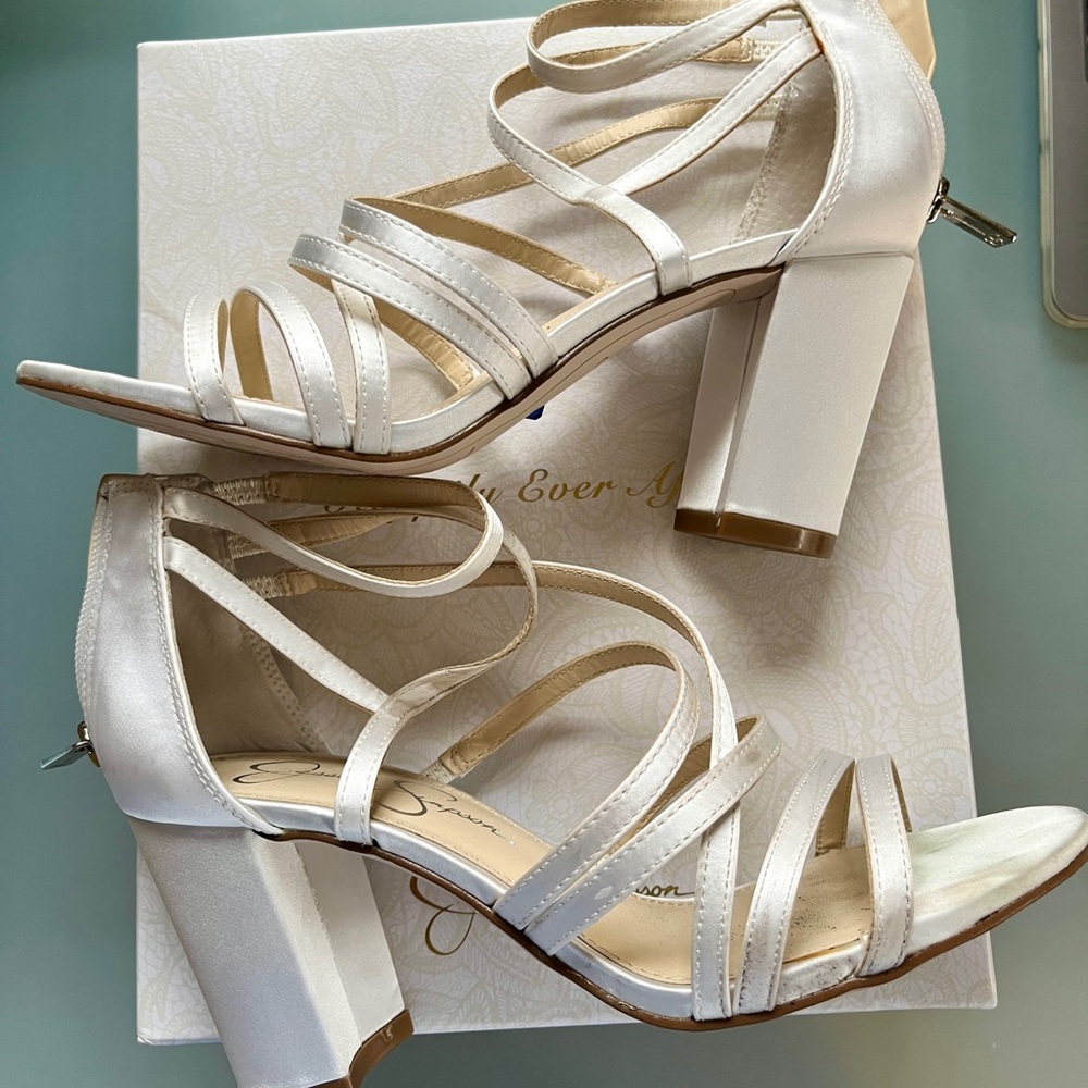 Jessica Simpson Stassey White Satin shoes - Picture 3 of 4